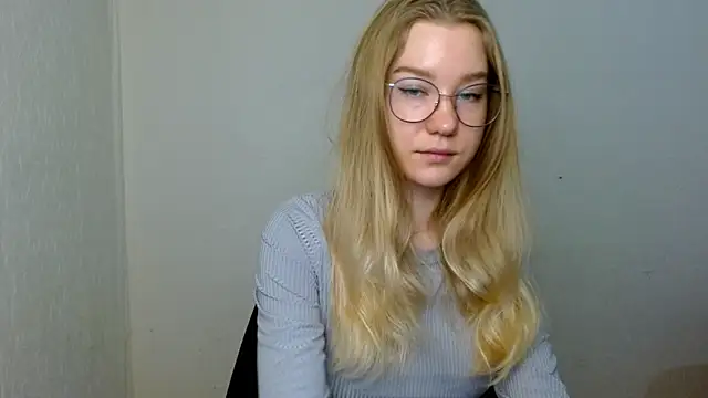 Snapshot of cindi_hot chatting on November 2025 09:31:01 AM cindi hot online show from November 2025 09:31:01 AM