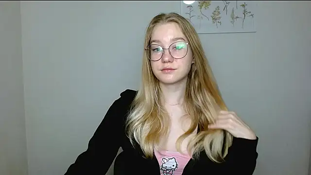 Snapshot of cindi_hot chatting on November 2025 09:47:02 AM cindi hot online show from November 2025 09:47:02 AM