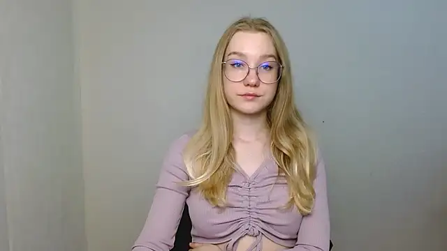 cindi hot online show from March 2026 03:12:01 PM