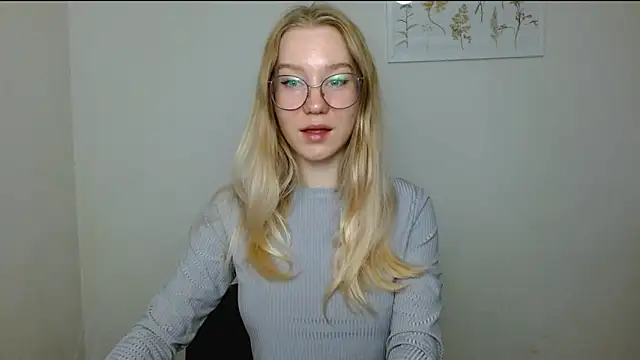 Snapshot of cindi_hot chatting on September 2025 08:58:01 AM cindi hot online show from September 2025 08:58:01 AM