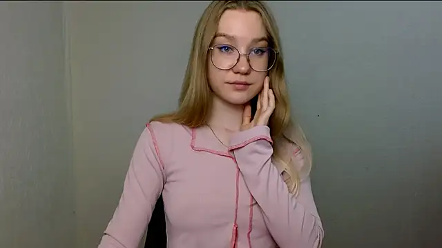 cindi hot online show from June 2026 02:34:02 PM
