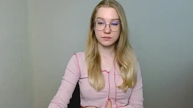 cindi hot online show from March 2026 11:11:01 AM