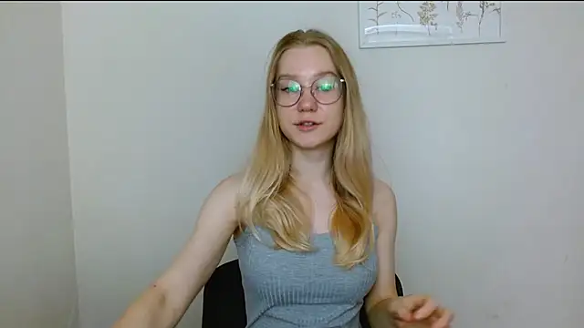 Snapshot of cindi_hot chatting on September 2025 08:21:02 AM cindi hot online show from September 2025 08:21:02 AM