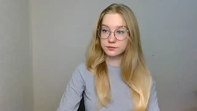 Snapshot of cindi_hot chatting on December 2025 10:39:02 AM cindi hot online show from December 2025 10:39:02 AM