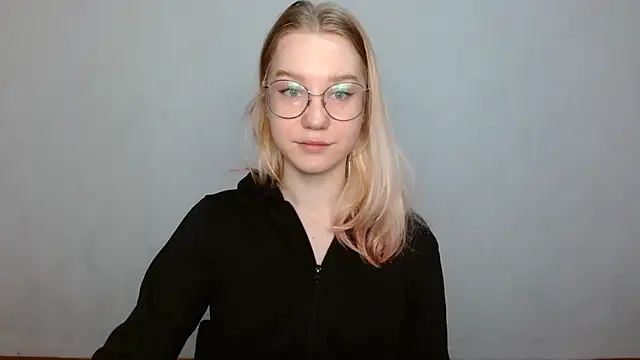 Snapshot of cindi_hot chatting on February 2025 09:37:01 AM cindi hot online show from February 2025 09:37:01 AM