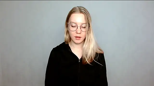 Snapshot of cindi_hot chatting on March 2025 11:33:01 AM cindi hot online show from March 2025 11:33:01 AM