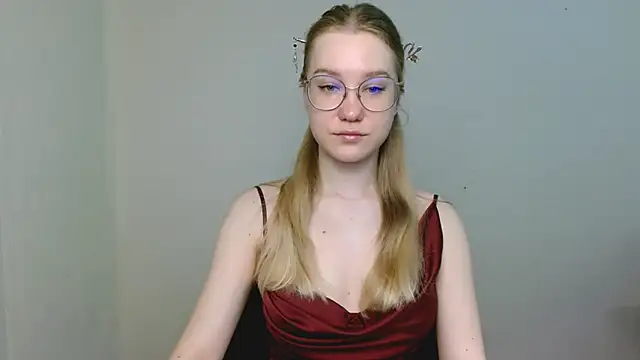 cindi hot online show from March 2026 11:03:01 AM