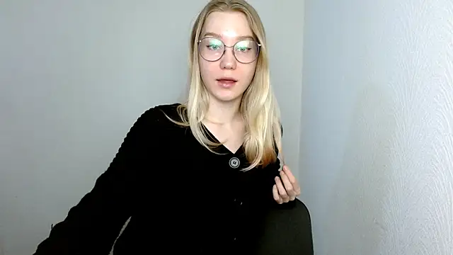 Snapshot of cindi_hot chatting on March 2025 11:44:02 AM cindi hot online show from March 2025 11:44:02 AM