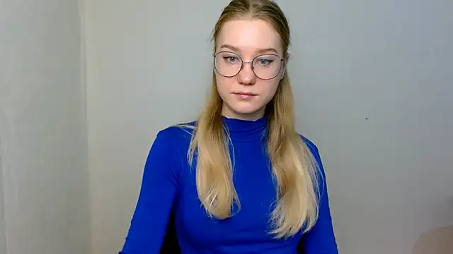 Snapshot of cindi_hot chatting on December 2025 11:37:01 AM cindi hot online show from December 2025 11:37:01 AM