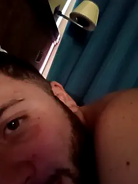 Snapshot of 1ninefellababy chatting on March 2025 04:03:02 PM 1ninefellababy online show from March 2025 04:03:02 PM