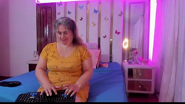 AnyelaGitanaMature online show from May 2026 03:35:02 AM