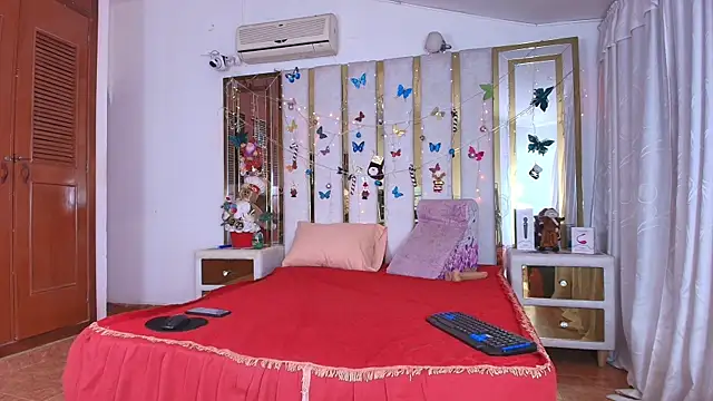 Snapshot of AnyelaGitanaMature chatting on December 2025 03:35:01 AM AnyelaGitanaMature online show from December 2025 03:35:01 AM