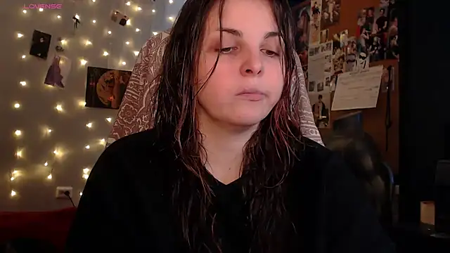 Snapshot of Saya_sweet chatting on October 2025 05:19:01 AM Saya sweet online show from October 2025 05:19:01 AM