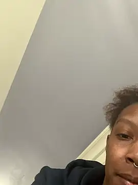 Snapshot of Bluesaphireee chatting on March 2025 05:16:02 PM Bluesaphireee online show from March 2025 05:16:02 PM