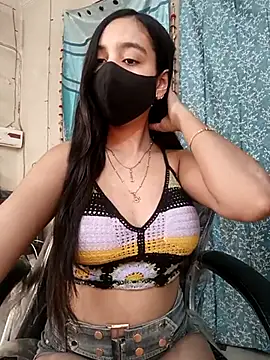 Snapshot of Parinaaz18 chatting on March 2025 01:36:02 AM Parinaaz18 online show from March 2025 01:36:02 AM