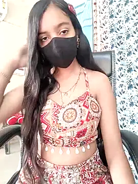 Snapshot of Parinaaz18 chatting on October 2025 01:50:02 AM Parinaaz18 online show from October 2025 01:50:02 AM