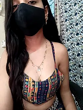 Snapshot of Parinaaz18 chatting on October 2025 01:17:02 AM Parinaaz18 online show from October 2025 01:17:02 AM