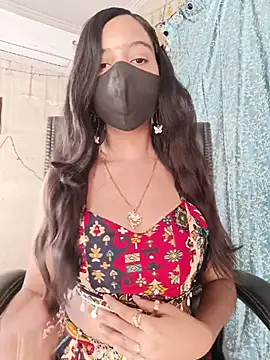 Snapshot of Parinaaz18 chatting on June 2026 01:22:01 AM Parinaaz18 online show from June 2026 01:22:01 AM