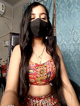 Parinaaz18 online show from November 2025 01:39:02 AM