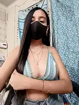 Snapshot of Parinaaz18 chatting on February 2025 04:46:02 AM Parinaaz18 online show from February 2025 04:46:02 AM