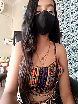 Snapshot of Parinaaz18 chatting on September 2025 02:17:02 AM Parinaaz18 online show from September 2025 02:17:02 AM
