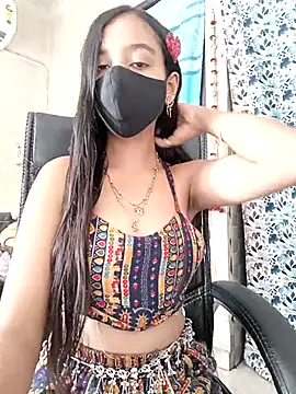Snapshot of Parinaaz18 chatting on September 2025 04:52:01 AM Parinaaz18 online show from September 2025 04:52:01 AM