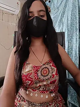Snapshot of Parinaaz18 chatting on June 2026 04:43:02 AM Parinaaz18 online show from June 2026 04:43:02 AM