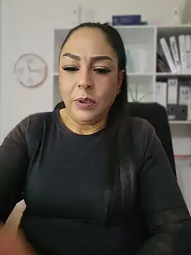 Snapshot of Gina_Myers chatting on July 2026 04:21:02 AM Gina Myers online show from July 2026 04:21:02 AM