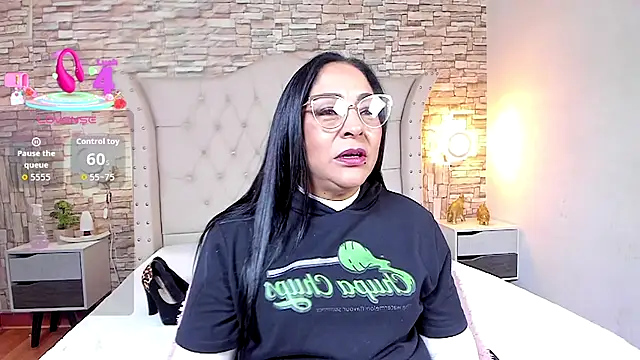 Gina Myers online show from October 2025 12:39:01 PM