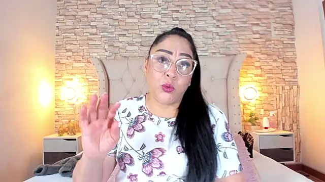 Gina Myers online show from September 2025 12:44:02 PM