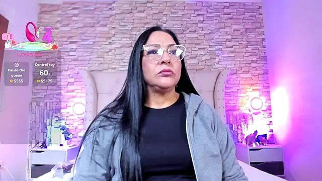 Gina Myers online show from November 2025 12:38:01 PM