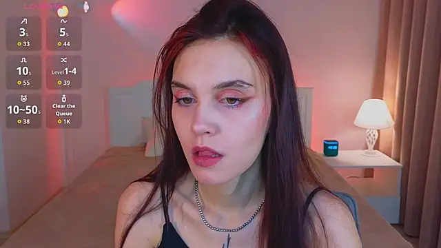 Snapshot of SusieMorris chatting on November 2025 02:06:02 AM SusieMorris online show from November 2025 02:06:02 AM