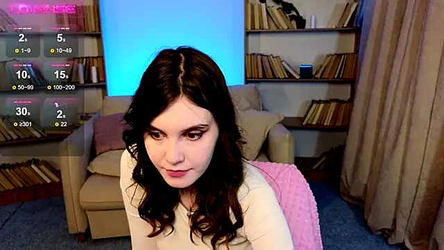 Snapshot of SusieMorris chatting on February 2025 04:37:02 AM SusieMorris online show from February 2025 04:37:02 AM