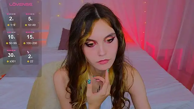 Snapshot of SusieMorris chatting on September 2025 10:44:01 AM SusieMorris online show from September 2025 10:44:01 AM