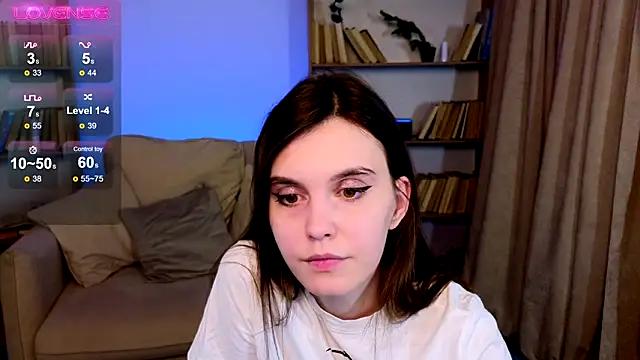 Snapshot of SusieMorris chatting on February 2025 08:07:01 AM SusieMorris online show from February 2025 08:07:01 AM