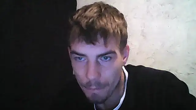 Snapshot of KidoXVII chatting on October 2025 04:19:02 PM KidoXVII online show from October 2025 04:19:02 PM