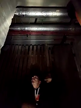 Snapshot of KidoXVII chatting on October 2025 11:39:02 PM KidoXVII online show from October 2025 11:39:02 PM