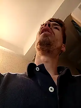 Snapshot of KidoXVII chatting on October 2025 09:43:01 AM KidoXVII online show from October 2025 09:43:01 AM