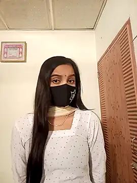 Cute-Pria online show from December 2024 06:31:02 PM