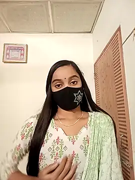 Cute-Pria online show from December 2024 09:45:02 PM