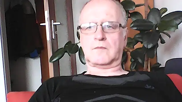 Milkasahne64 online show from March 2026 10:31:01 AM