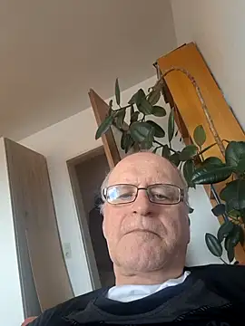 Milkasahne64 online show from February 2026 09:09:01 AM