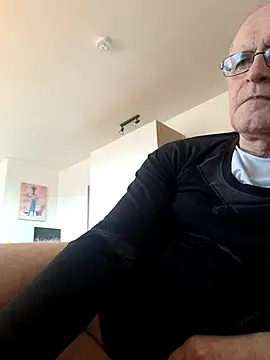 Milkasahne64 online show from March 2026 12:07:01 PM