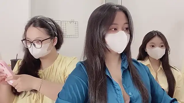 Bamboo Swetie online show from October 2025 03:00:01 PM