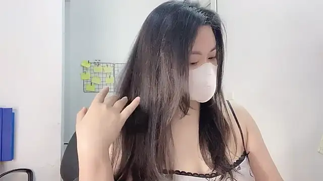 Bamboo Swetie online show from March 2025 03:02:02 PM