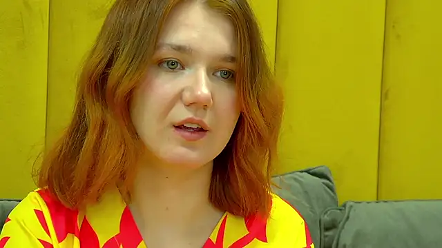 LessySmith online show from November 2025 04:06:02 PM