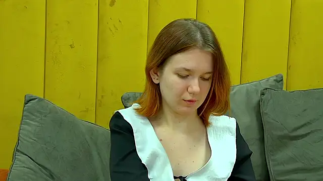 LessySmith online show from November 2025 04:16:02 AM