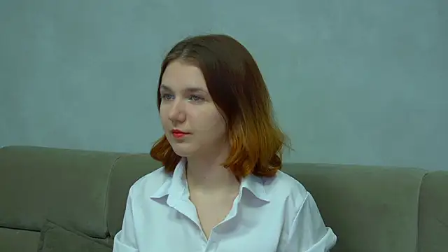 LessySmith online show from April 2026 04:35:01 PM