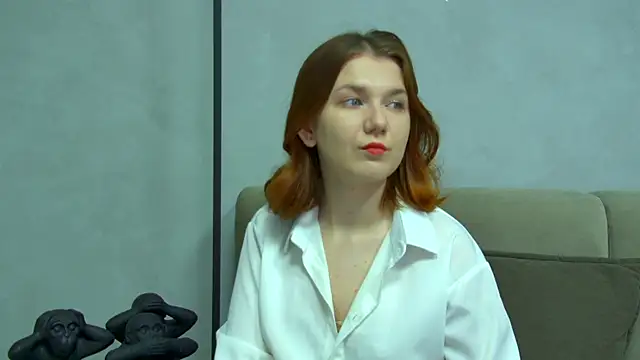 LessySmith online show from April 2026 04:10:02 PM