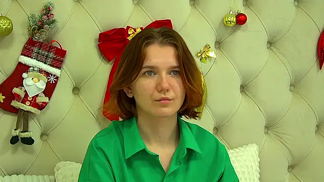 LessySmith online show from December 2025 04:34:02 AM